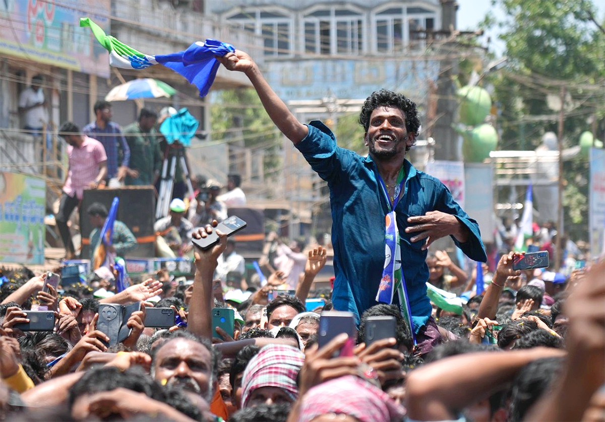 CM Jagan Election Campaign Day-3 Photos3