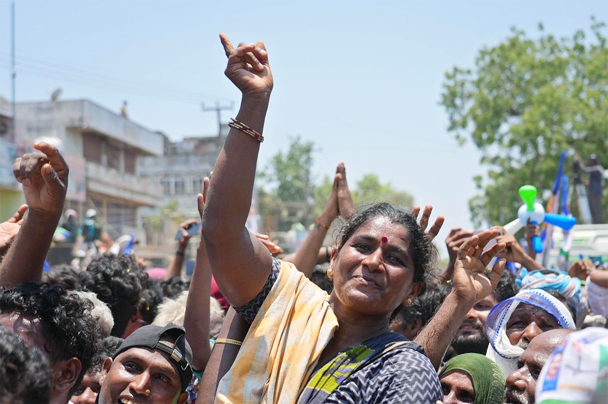 CM Jagan Election Campaign Day-3 Photos7