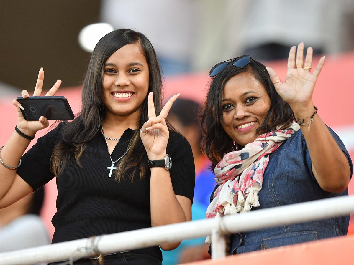 SRH and RCB Rajiv Gandhi International Cricket Stadium in Hyderabad16