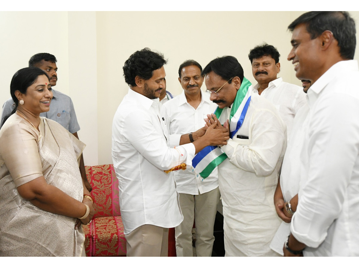 TDP Leaders Massive Joining To YSRCP Photos4