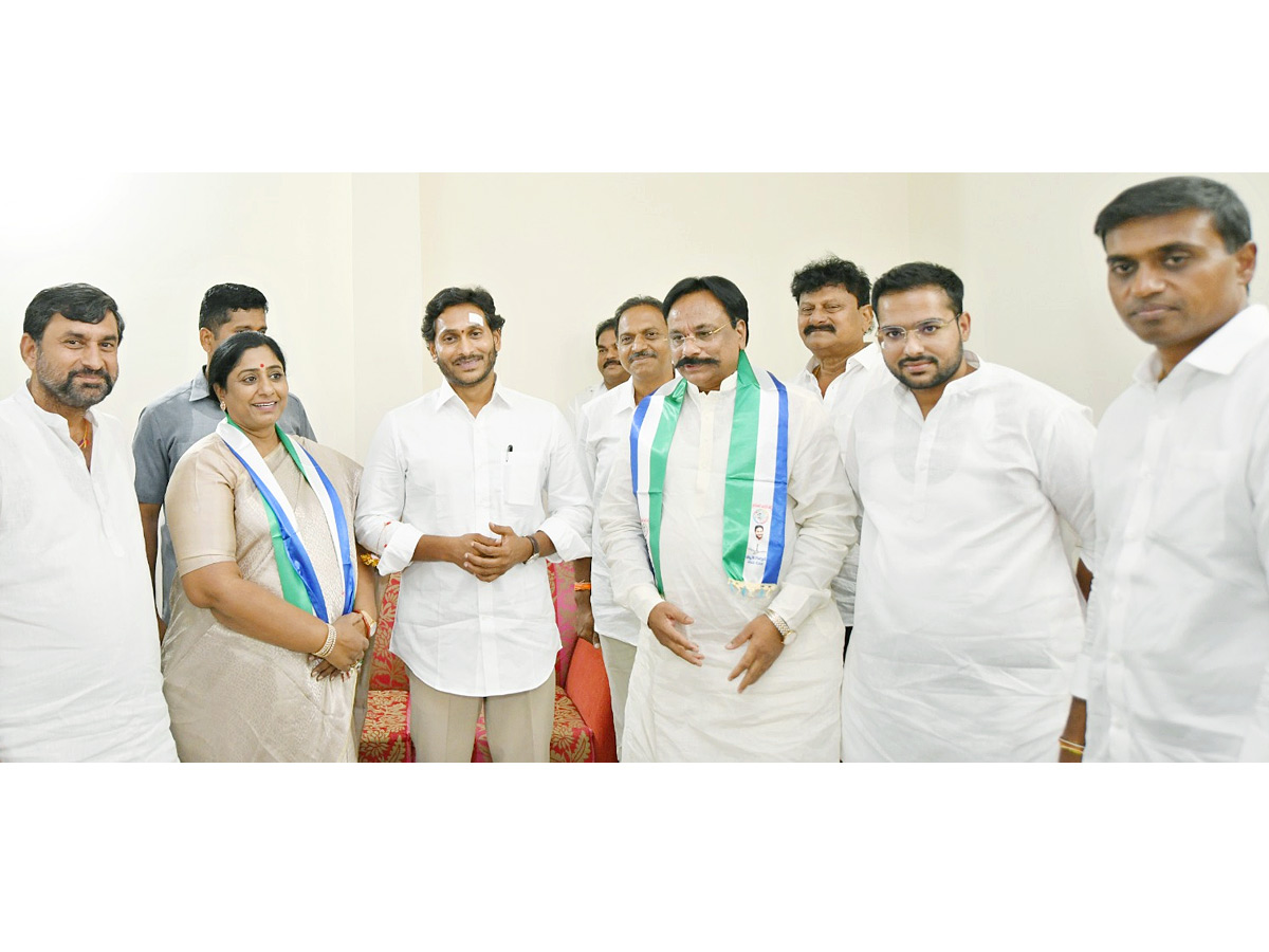 TDP Leaders Massive Joining To YSRCP Photos6