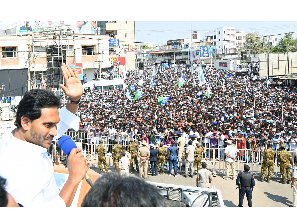 YS Jagan Public Meeting At Venkatagiri Photos5