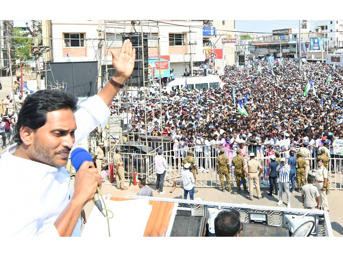 YS Jagan Public Meeting At Venkatagiri Photos1