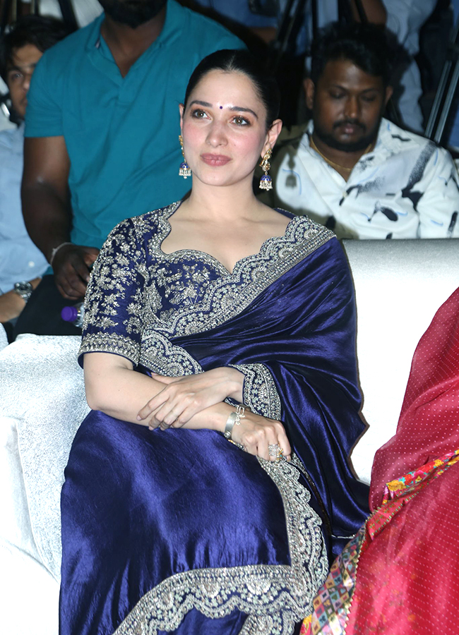 Tamanna Bhatia Latest Photos In Saree22