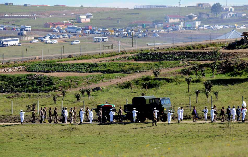 Nelson Mandela buried in the rolling hills of South Africa7