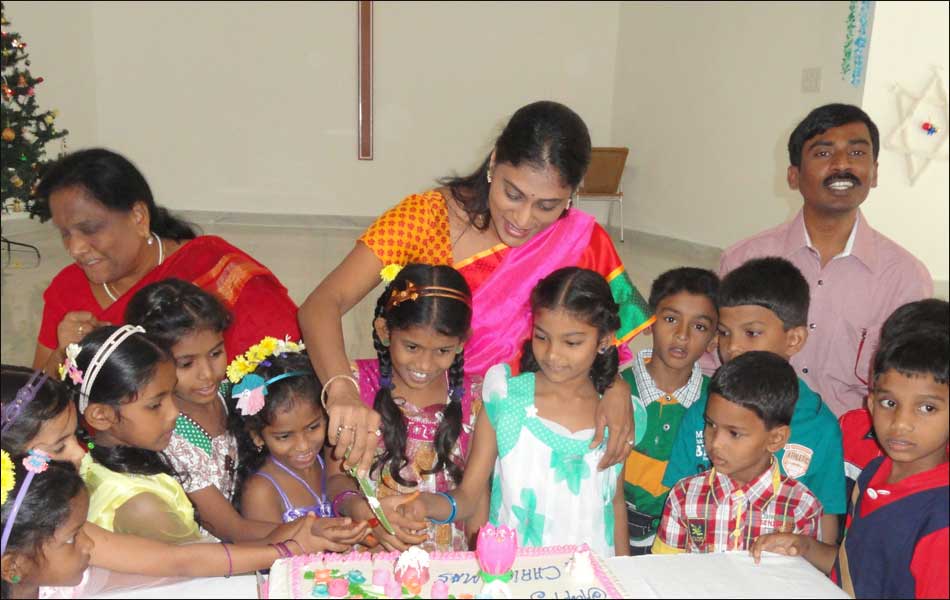 Jagan Mohan Reddy  Christmas celebrations11