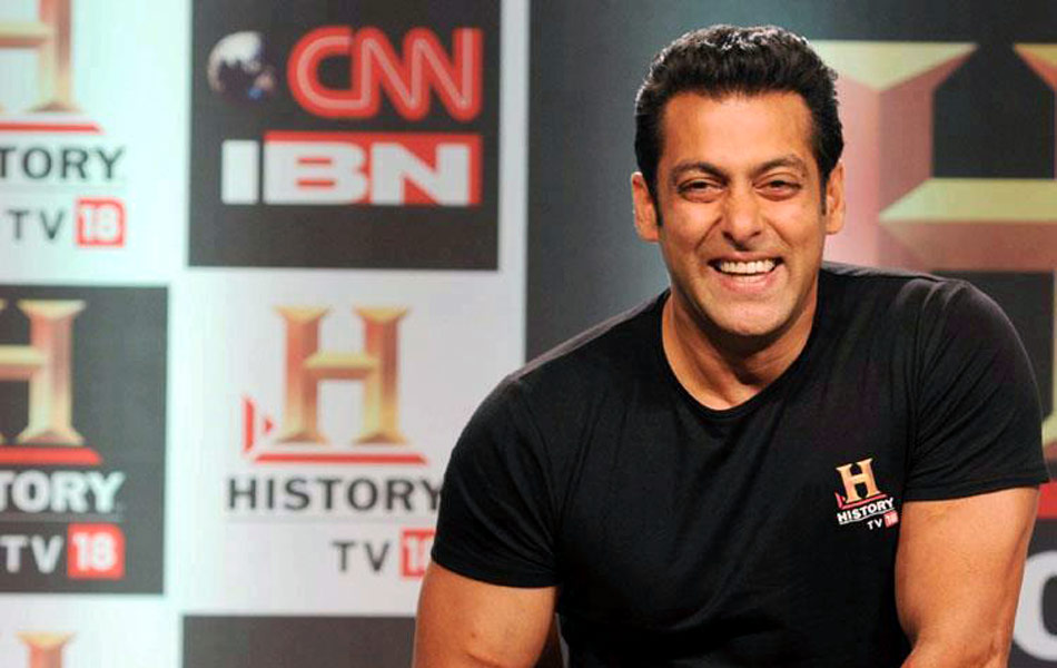 Salman Khan turns 48 throws a grand birthday bash20