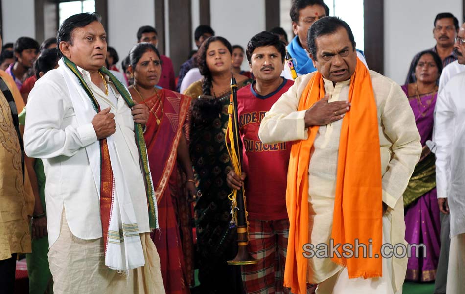 Bangkok Lo Brahmanandam Movie Stills12