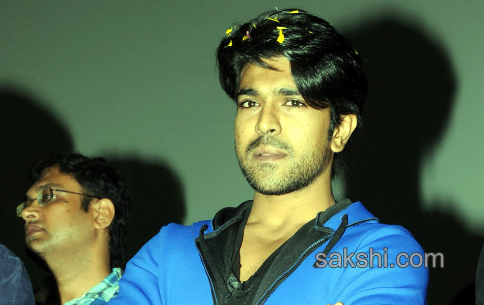 Yevadu Theatrical Trailer Launch at Sandhya Theather - Sakshi13