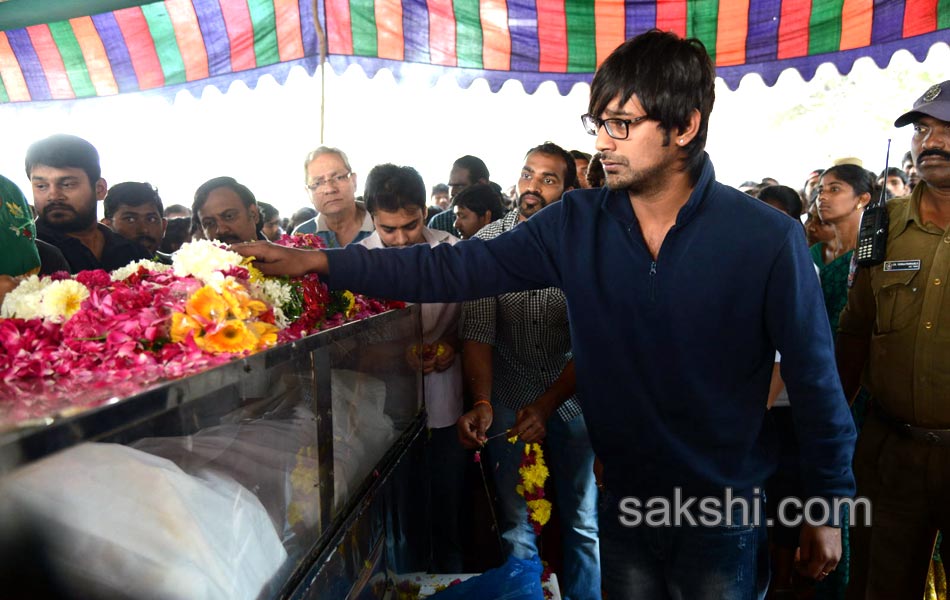 Tollywood Celebrities Pay Homage To Actor Uday Kiran - Sakshi13