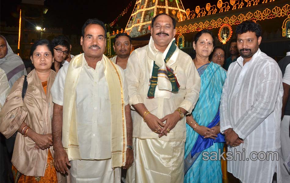 Celebrities in Tirumala - Sakshi12