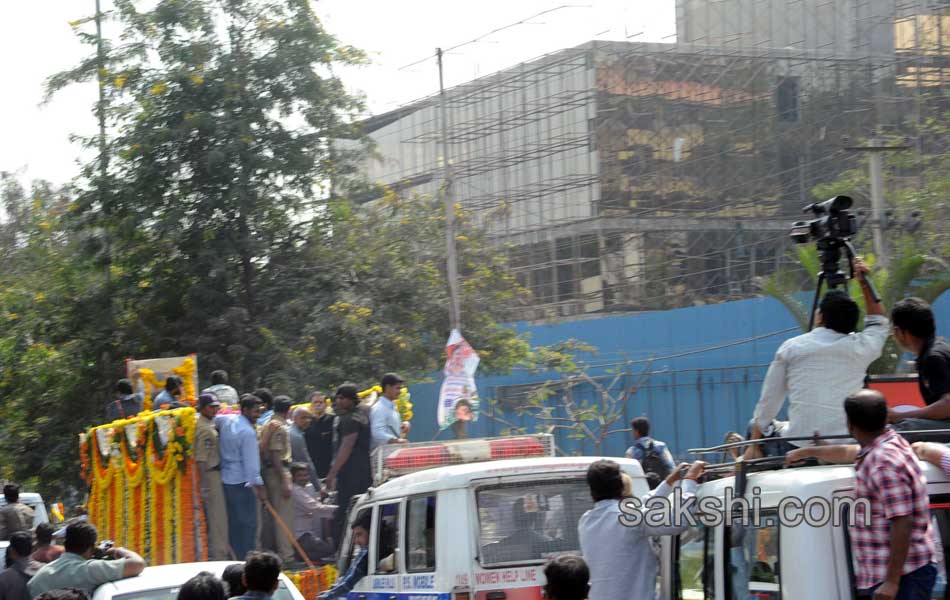 akkineni nageswara rao funerals in annapurna studios18