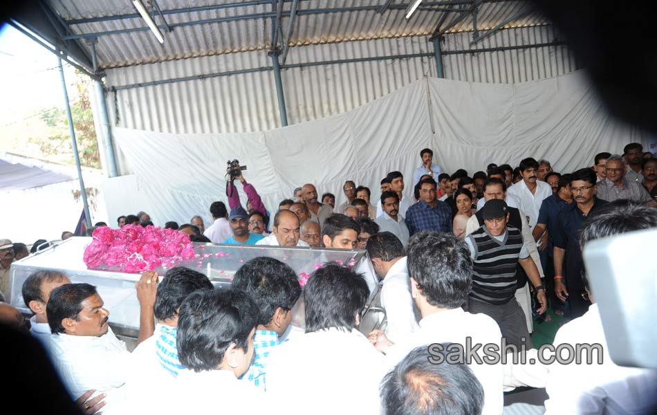 akkineni nageswara rao funerals in annapurna studios61