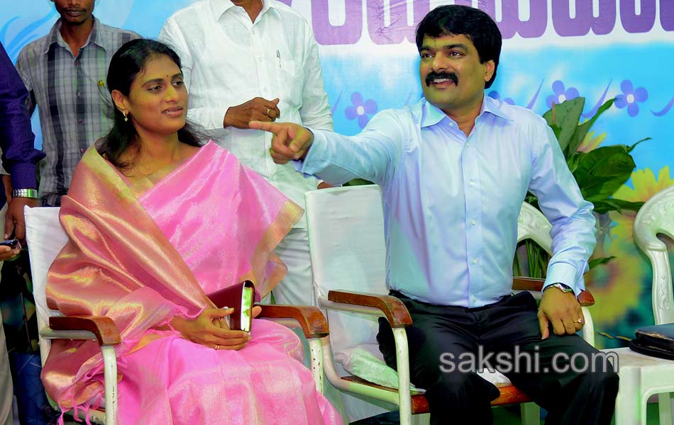 YS Sharmila speech in Guntur30