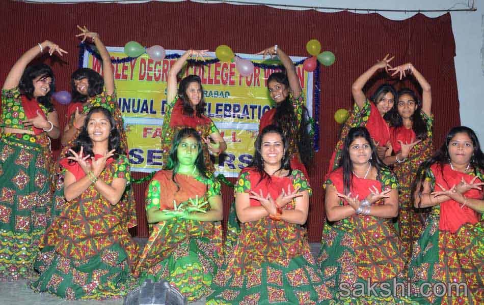 Students celebrate Cultural Programmes - Sakshi16