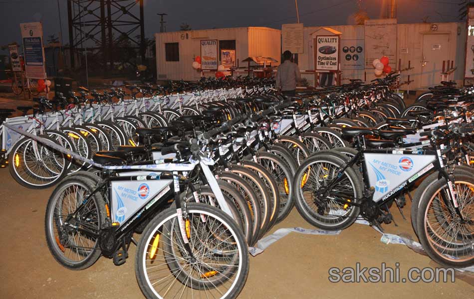 metro cycle ride - Sakshi1