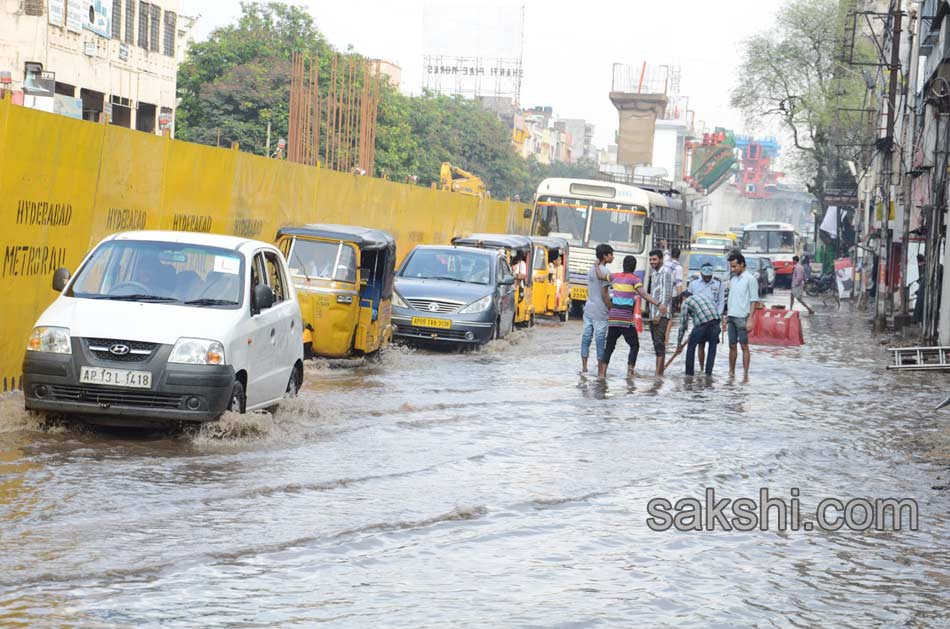 rain in city - Sakshi1