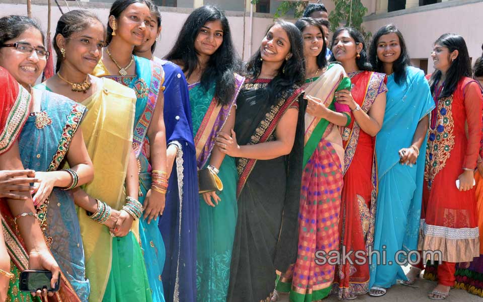 ou engineering students in Indian traditional dress - Sakshi2