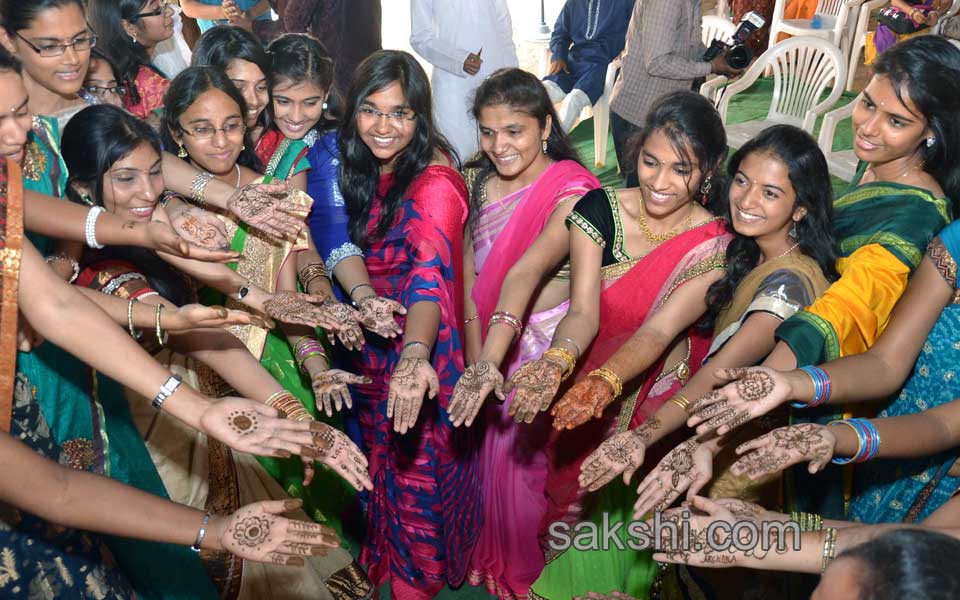 ou engineering students in Indian traditional dress - Sakshi5