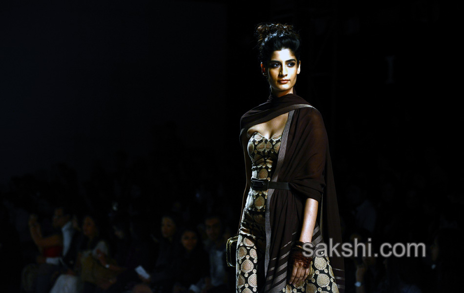 Wills Fashion Week - Sakshi2