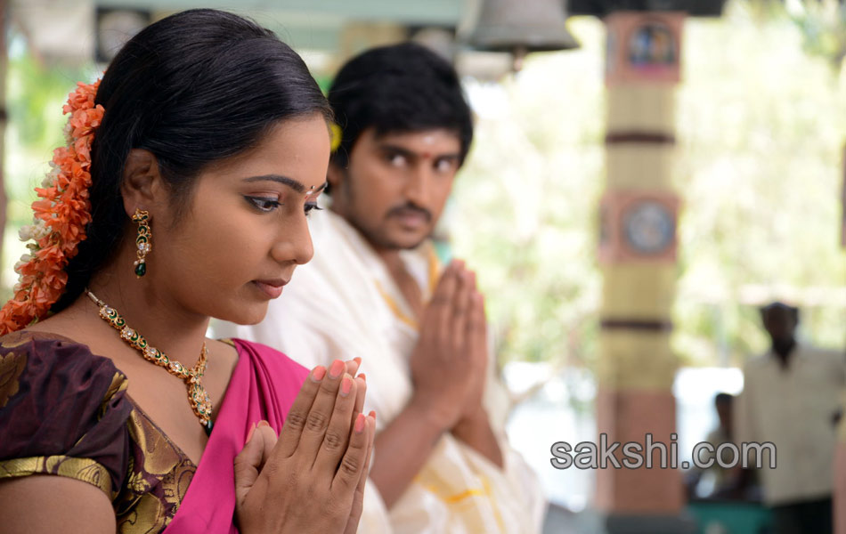 Tholi Sandhvya Velalo Movie Stills4