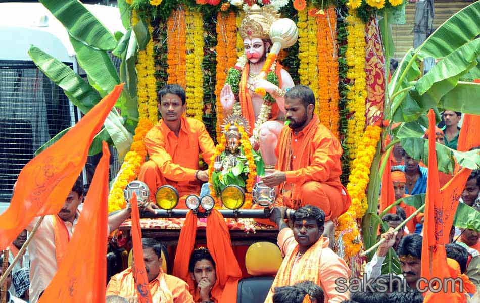 hundred of devotees attend to Hanuman Jayanti celebrations in hyderabad10