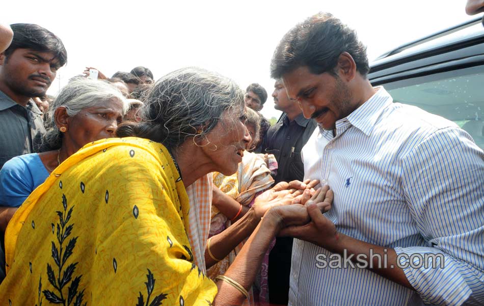 Jagan s Janapatham at Cuddapah District - Sakshi10