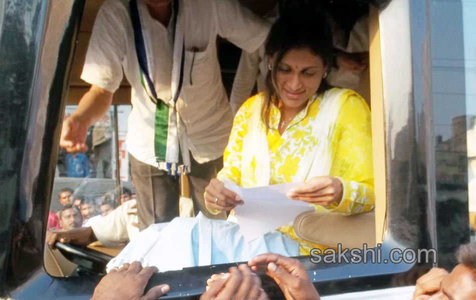 Sharmila s Janapatham at Warangal District - Sakshi25