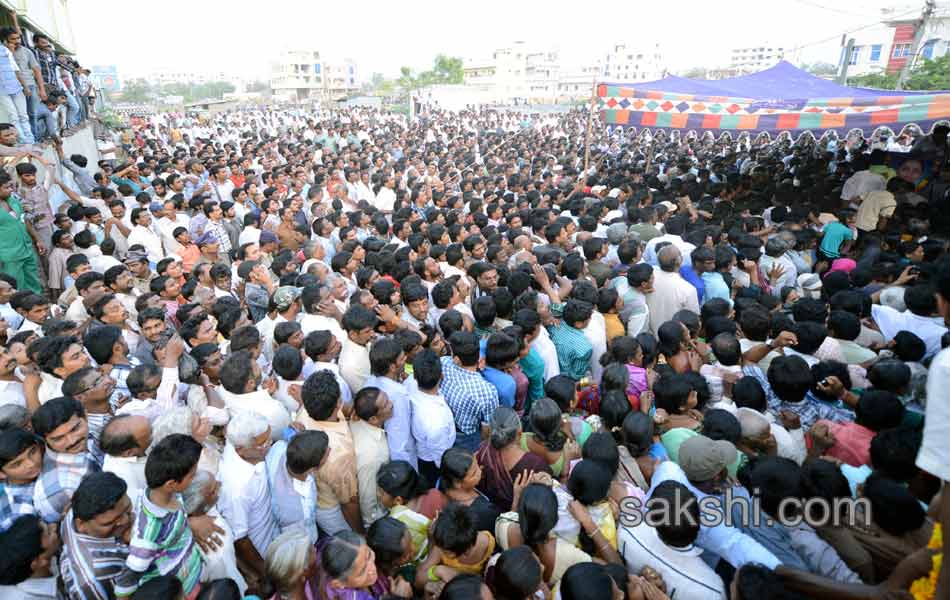 Shobha Nagireddy lies in state  Nandyal17