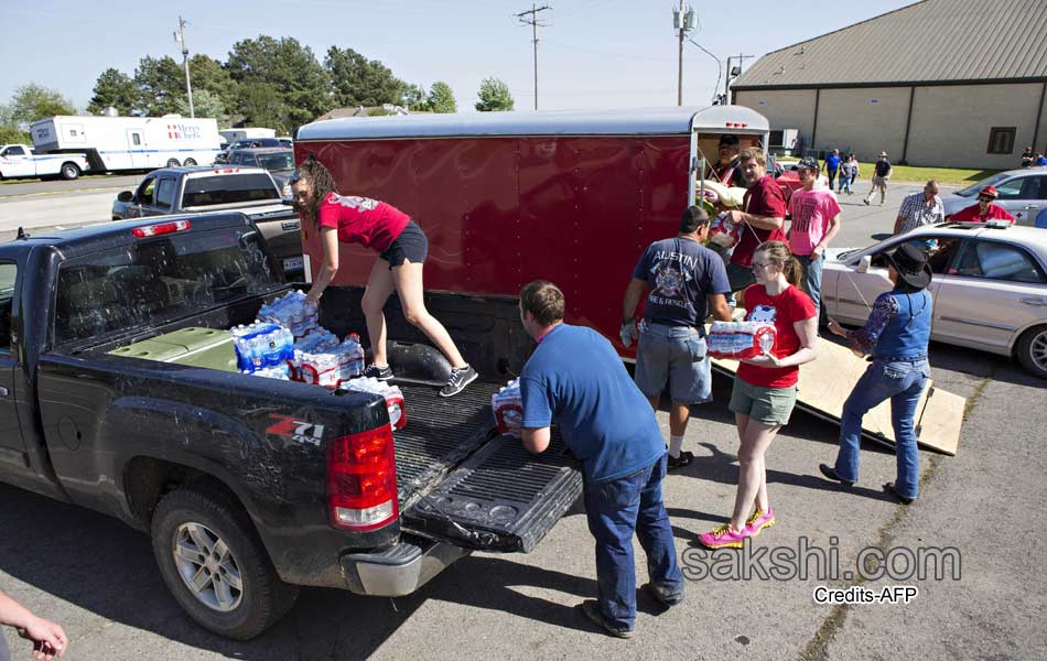 Alabama Mississippi Brace for 2nd Hit as Tornado Toll Reaches12