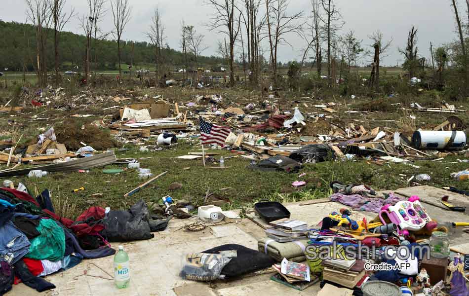 Alabama Mississippi Brace for 2nd Hit as Tornado Toll Reaches21