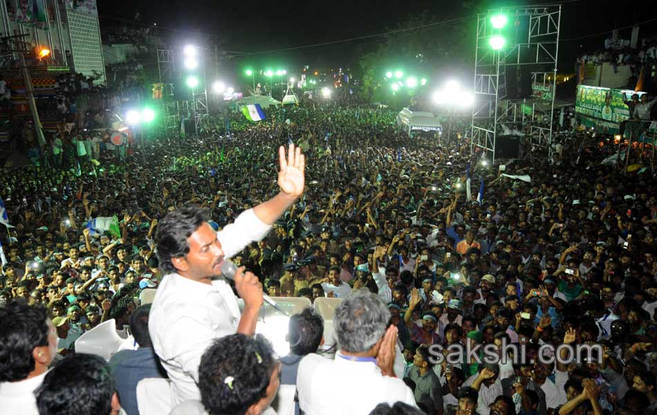 ysrcp election campaign Meetings - Sakshi9