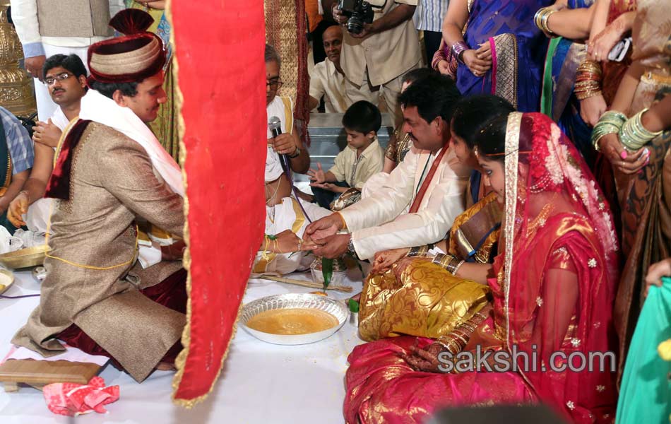 Celebs at Sivaji Raja Daughter Wedding23