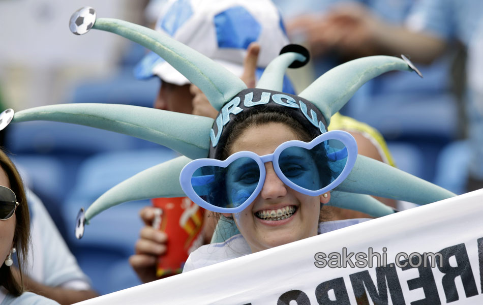 uruguay victory over italy - Sakshi20