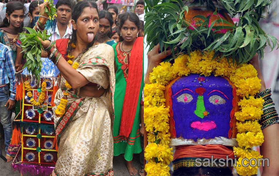 bonala festival celebrations in hyderabad - Sakshi13