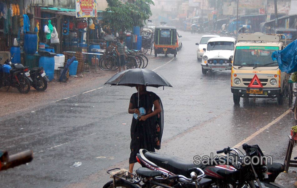 Heavy rains across the district3