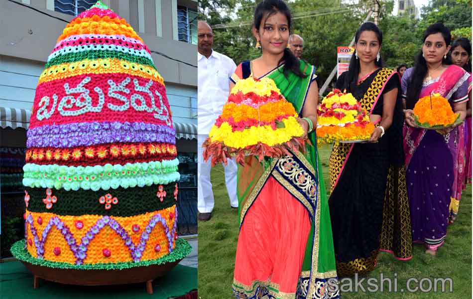 Bathukamma celebrations started at hyderabad city25