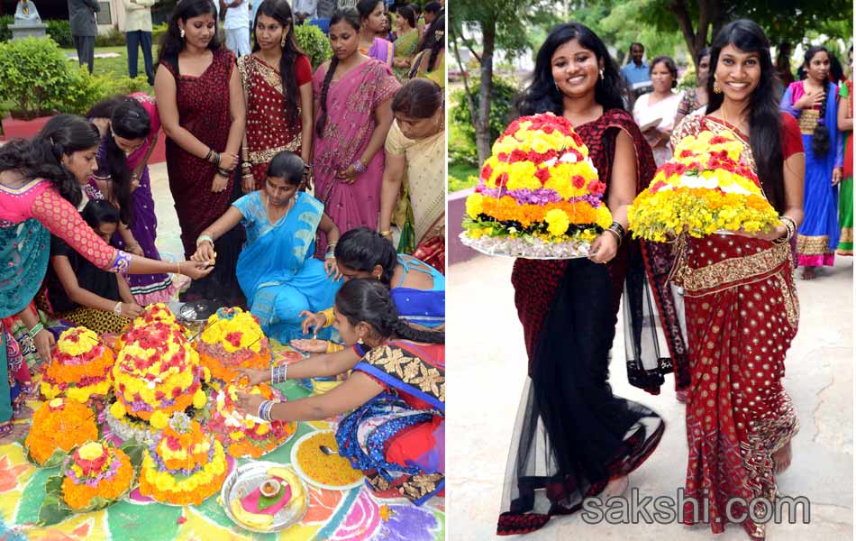 Bathukamma celebrations started at hyderabad city26