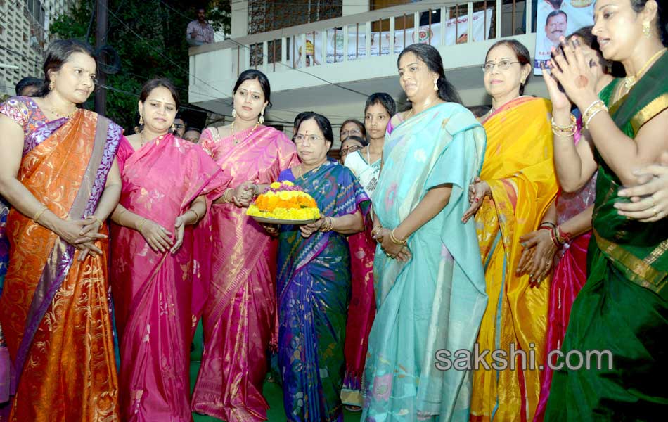 batukamma festival celebrations8