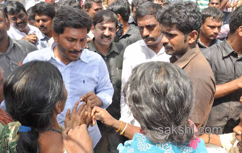 Y S jagan mohan reddy  to tour cyclone affected areas - Sakshi11