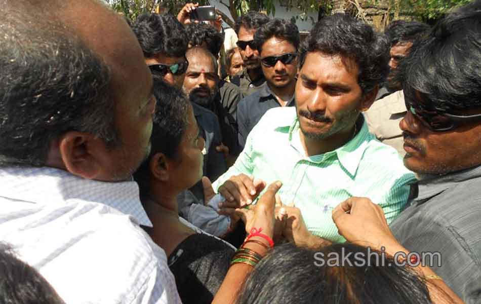 Y S jagan mohan reddy  to tour cyclone affected areas - Sakshi11