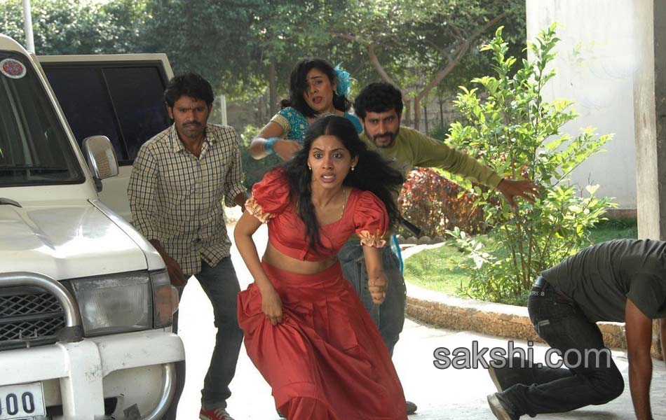 Naa Bangaaru Talli  movie stills - Sakshi2