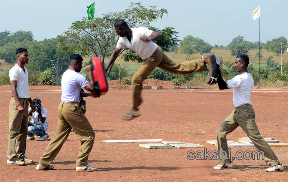 mens constable passing our parade - Sakshi9