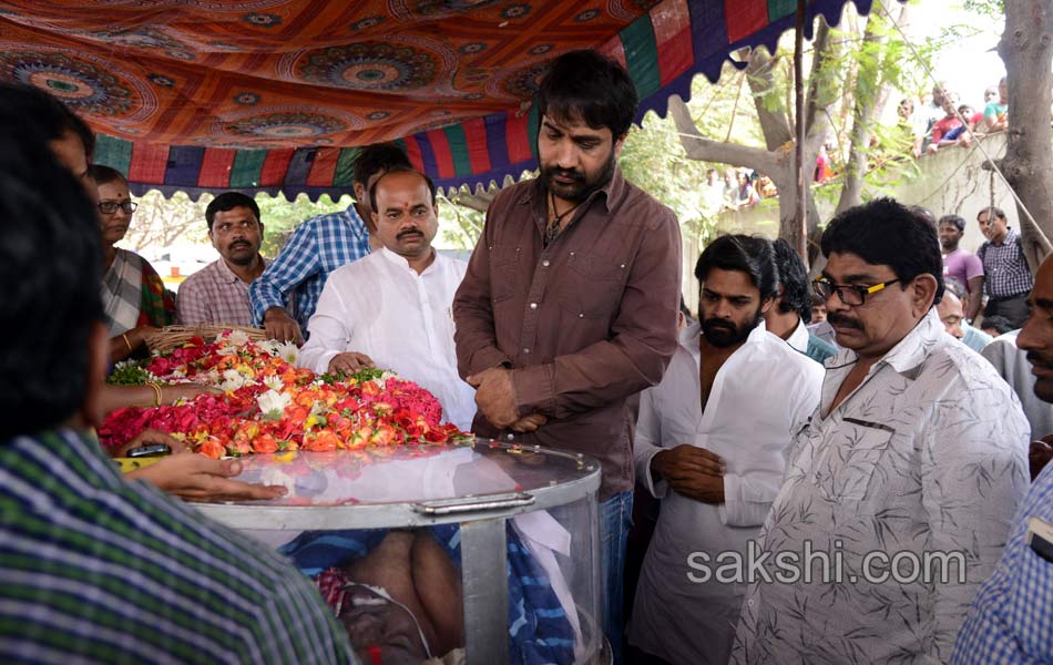 Tollywood Industry pay tributes to Music director Chakri5