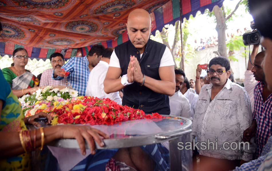 Tollywood Industry pay tributes to Music director Chakri7