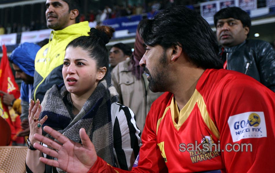 CCL 5 Bhojpuri Dabanggs Vs Telugu Warriors Match - Sakshi2