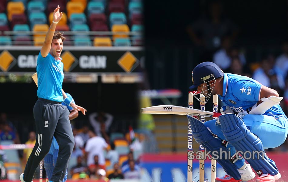 India and England in Australia Tri Series2