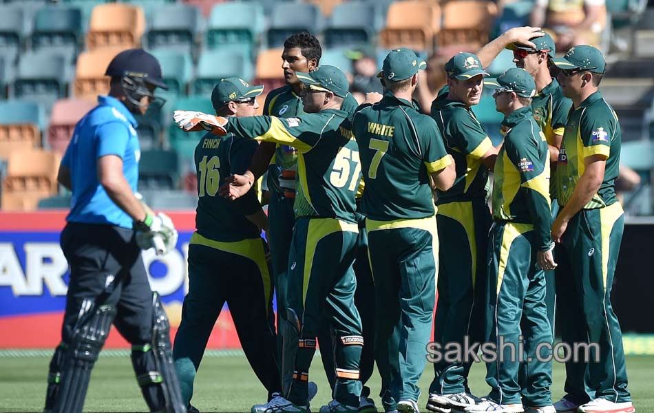 Australia won fourth one day 9