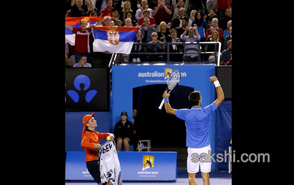 Djokovic defeats murray in australia open final9