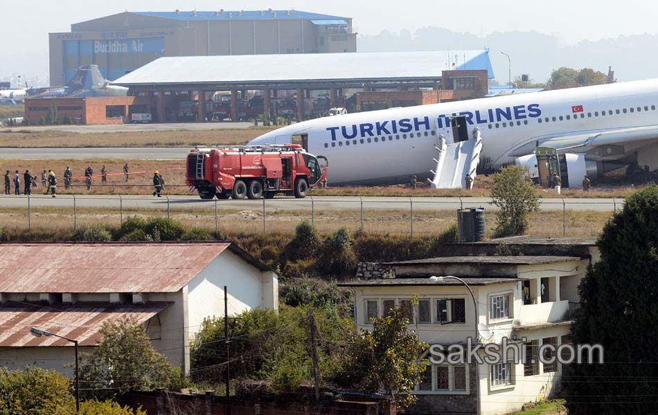 Turkish plane suffers nose gear collapse in Kathmandu6